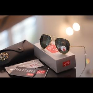 Polarized Green/Gold Aviator Classic Sunglasses